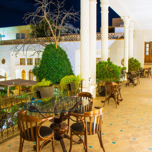 Balcon_second_floor_keryas_hotel_gallery